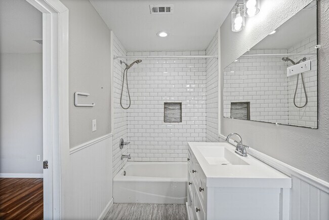 Building Photo - 2930 FM971