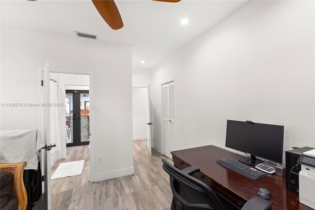 Building Photo - 13505 SW 83rd Ct