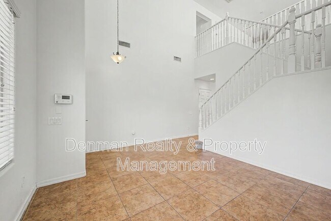 Building Photo - 2048 W Monte Cristo Ave
