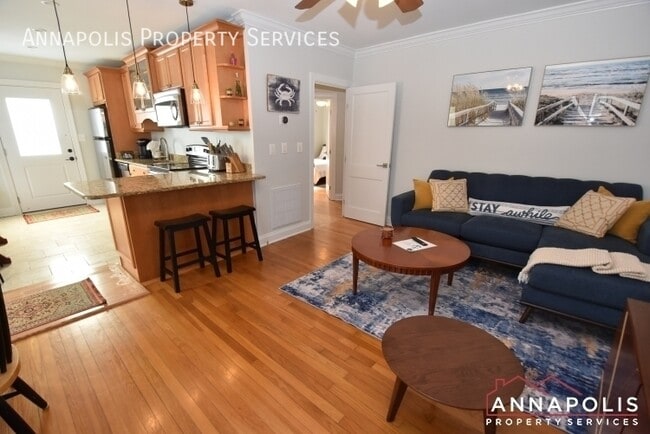 Building Photo - 1329 Washington Dr