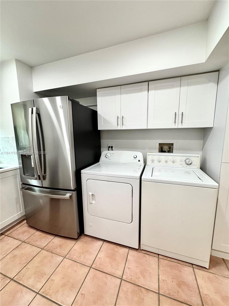 Building Photo - 6929 SW 109th Pl