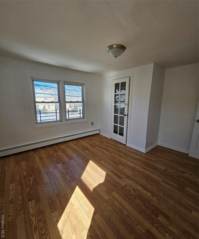 Building Photo - 196 S Franklin St