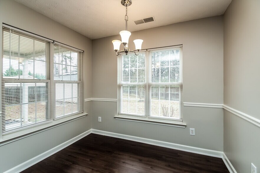 Building Photo - 3808 Summer Leigh Ct