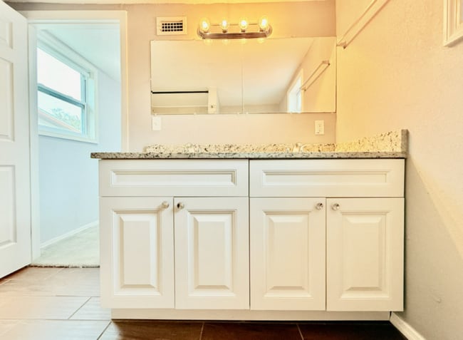 Building Photo - 7150 79th St N