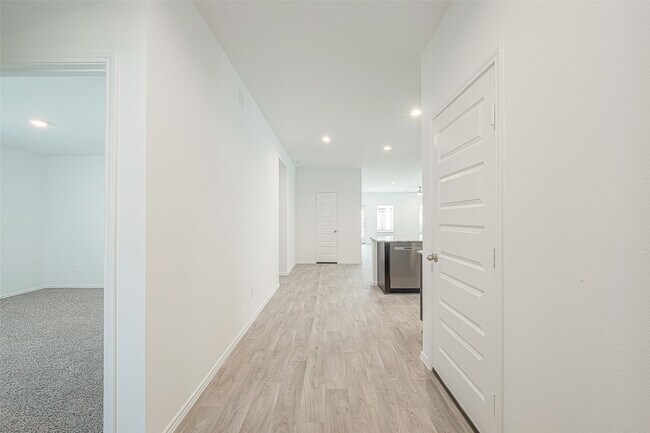 Building Photo - 2731 Willow Gulch Wy