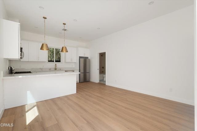 Building Photo - 10558 Encino Ave