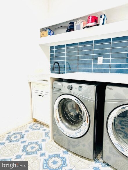 Building Photo - 17816 Singh Ct