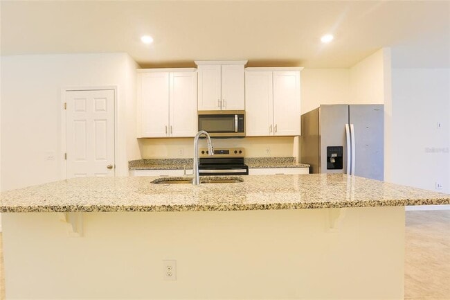 Building Photo - 6004 Bimini Ave