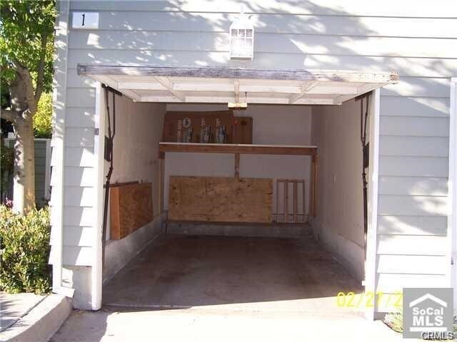 Building Photo - 7 Elmbrook