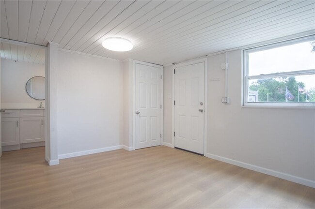Building Photo - 37705 Primo Dr