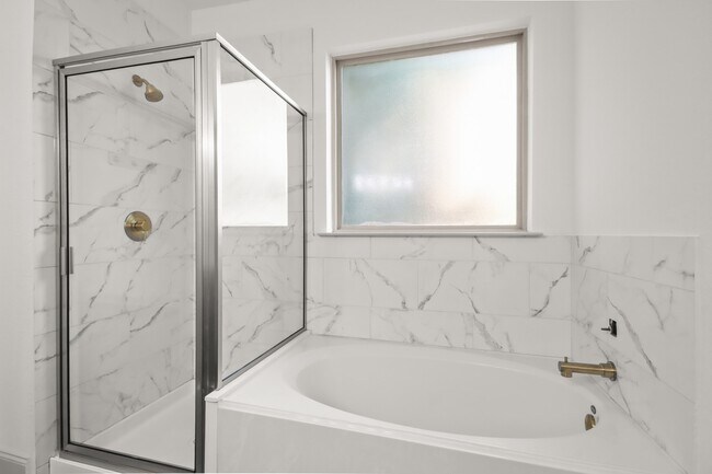 Building Photo - 71 Black Swan Pl