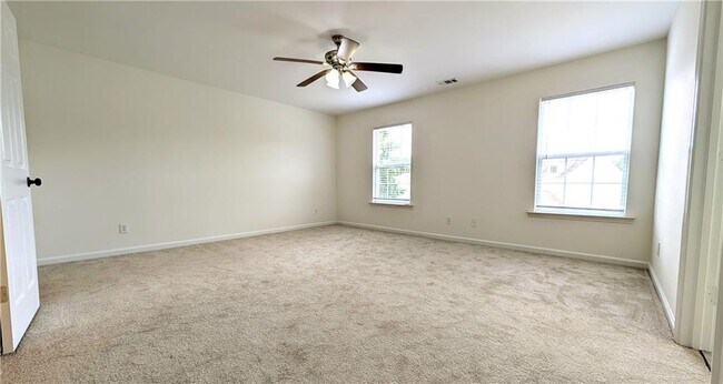 Building Photo - 521 Windstone Trail