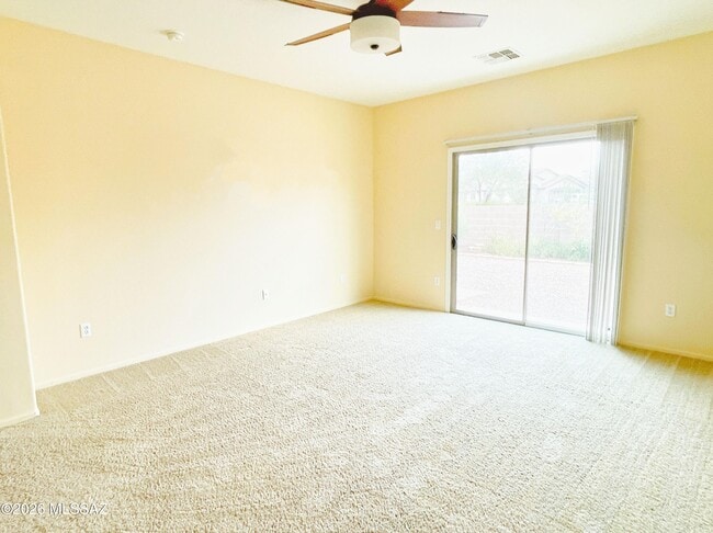 Building Photo - 11786 W Fordson Dr