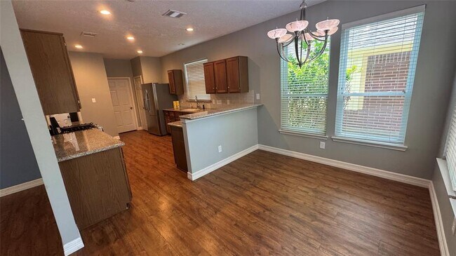 Building Photo - 209 McVoy Dr