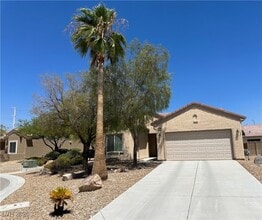 Building Photo - 7922 N Crested Starling Ct
