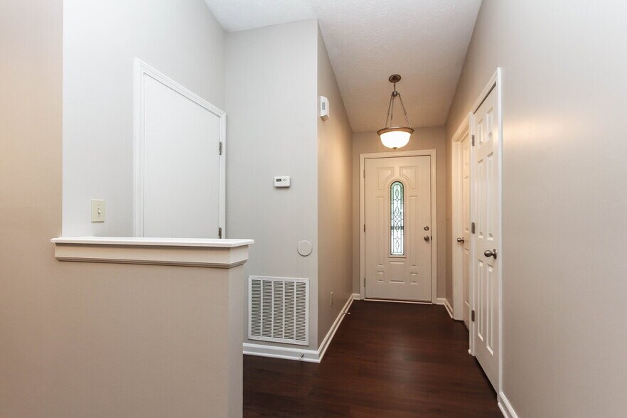 Building Photo - 1327 Grand Canyon Cir