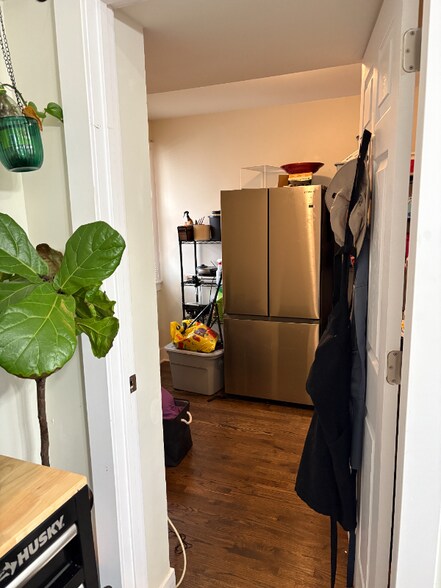 Building Photo - 3558 W Huron St