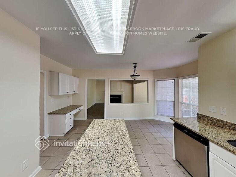 Building Photo - 11328 Longhedge Ln