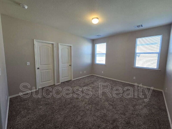 Building Photo - 10624 Hidden Chapel Pl