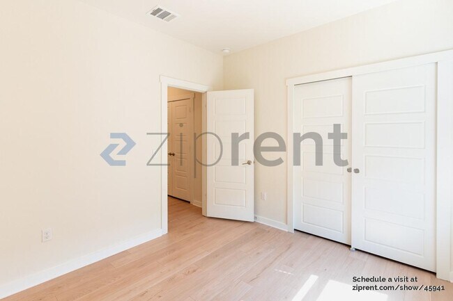 Building Photo - 301 Gidran Trail
