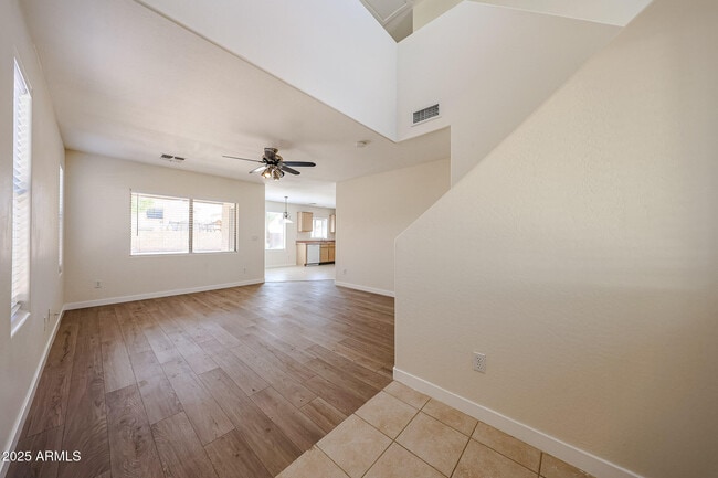 Building Photo - 7315 W Fleetwood Ln