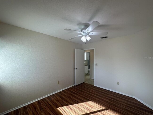 Building Photo - 5439 Kenwood Dr