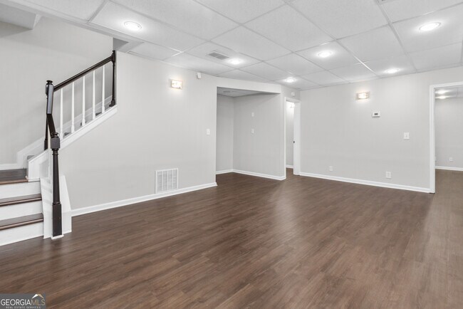 Building Photo - 1616 Amhearst Oaks Ct