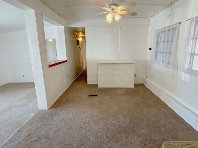 Building Photo - 5709 W Rocking Cir St