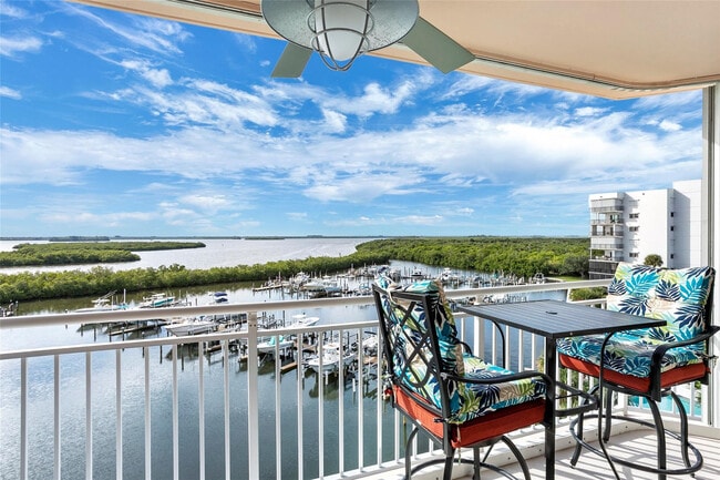 Building Photo - 5167 N Hwy A1A