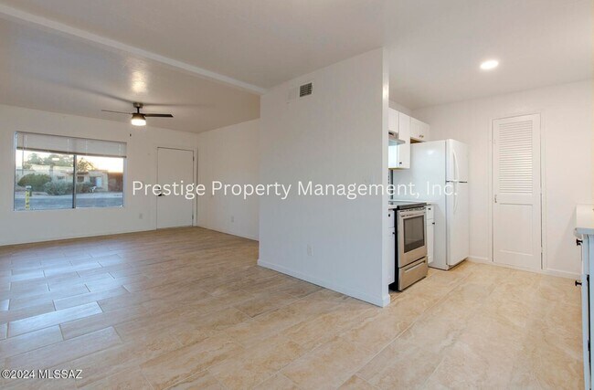 Building Photo - Look! This 3/2 Upgraded  East Side Charmer Is What You Have Been Looking For!