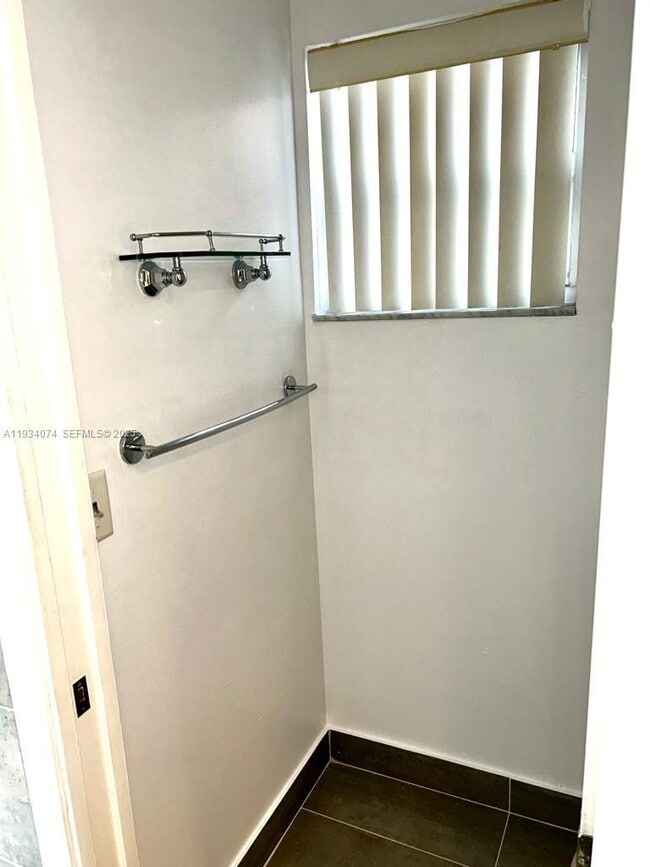 Building Photo - 4779 NW 5th Ct