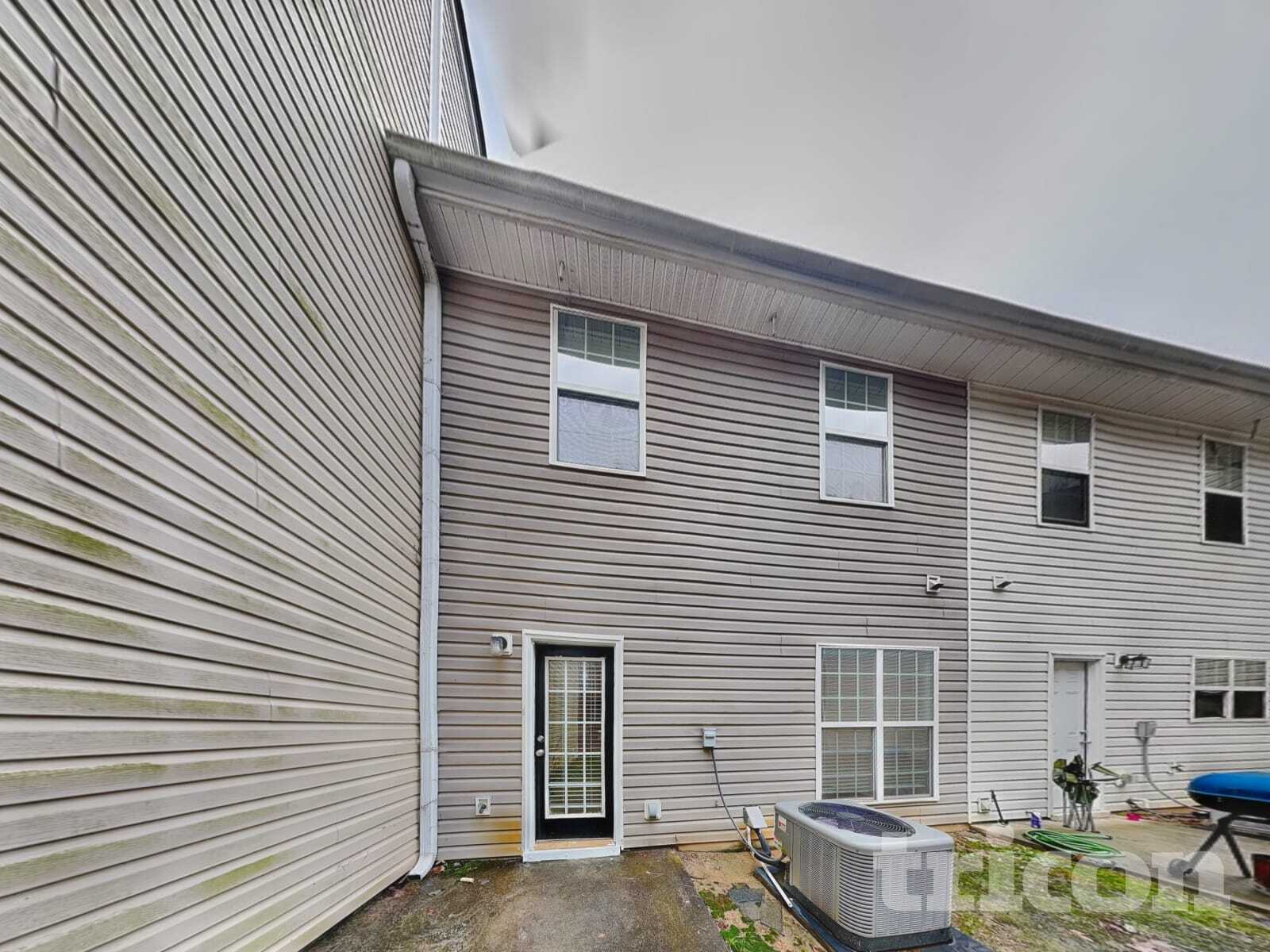 Building Photo - 5484 Sierra Tr