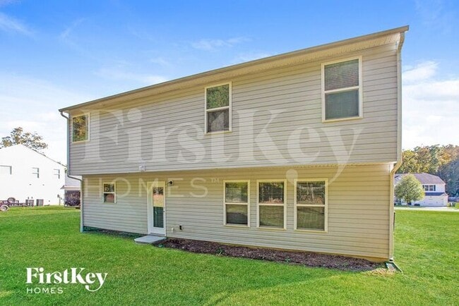 Building Photo - 608 Hunley St