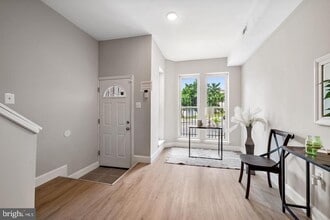 Building Photo - 1607 Clifton Ave