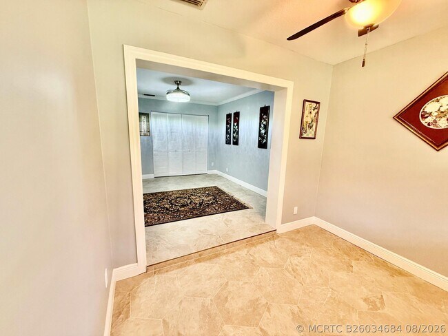 Building Photo - 916 Savannas Point Dr
