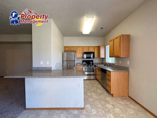 Building Photo - 1949 E Wilson Ln