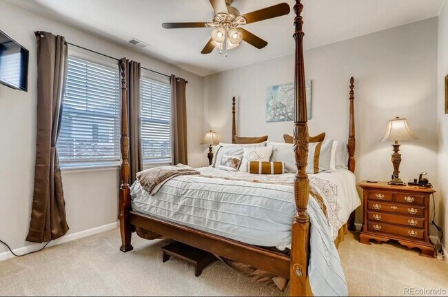 Building Photo - 24886 E Calhoun Plz