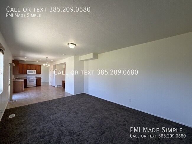Building Photo - 149 S 2035 W