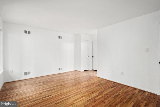 Building Photo - 11150 Wood Elves Way