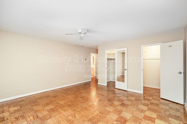 Building Photo - 1200 N Nash St