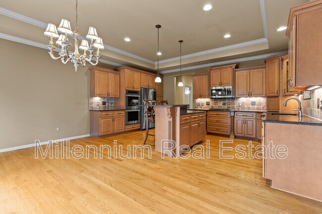 Building Photo - 64121 Turnberry Way
