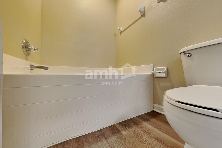 Building Photo - 2842 Taylor Hill Dr