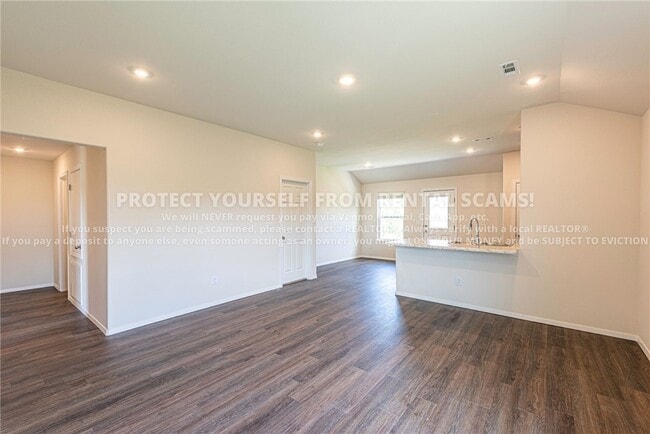 Building Photo - 968 S Brambling Ln