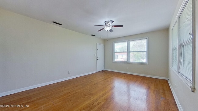 Building Photo - 1274 Belmont Terrace
