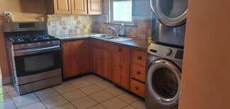 Building Photo - 31 Thurman St