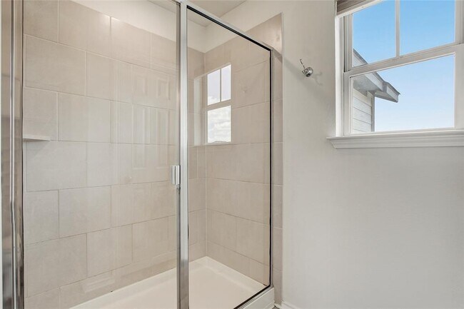 Building Photo - 449 Stone Water Ln