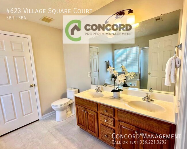 Building Photo - 4623 Village Square Ct