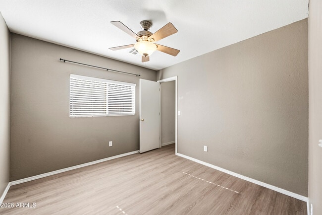 Building Photo - 3057 W Lucia Dr