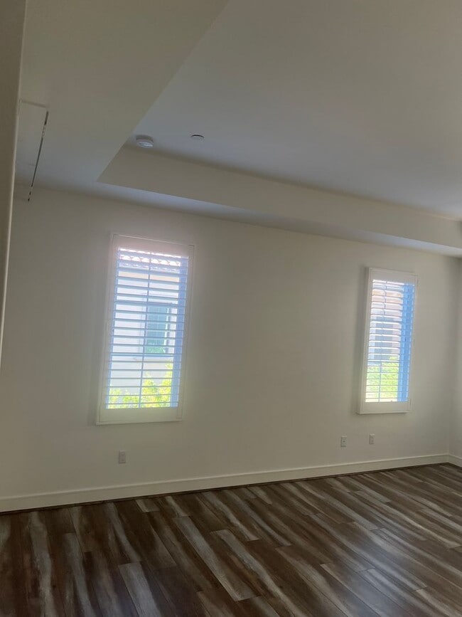 Building Photo - Newer home In Los Olivos