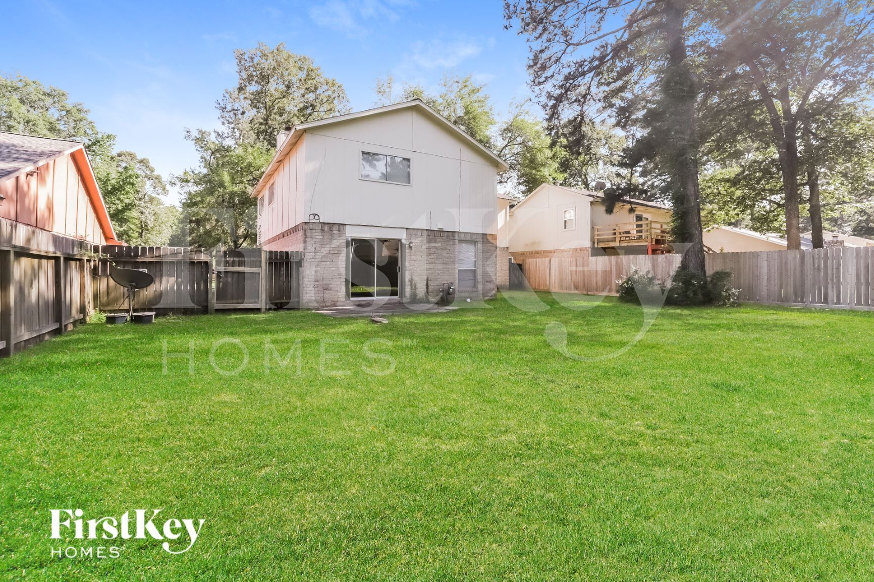 Building Photo - 3303 Sycamore Springs Dr